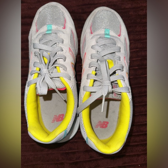 New Balance Rainbow Gray - Picture 6 of 9